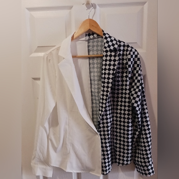 Black studded jeans - Picture 4 of 4